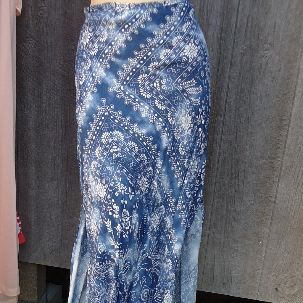 Nwt Karen Kane Xl Flounce Skirt Slit Blue White